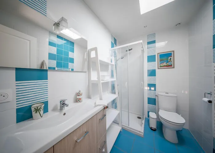 Ferienhaus Amamary - 300 M De La